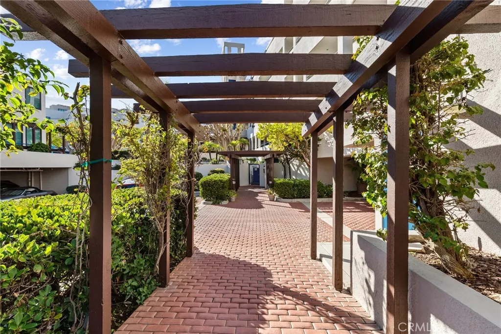 Additional image 5 of 510 The Village Unit 203, Redondo Beach, CA 90277