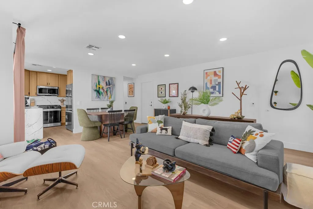 Additional image 77 of 481 W Sunview Ave, Palm Springs, CA 92262