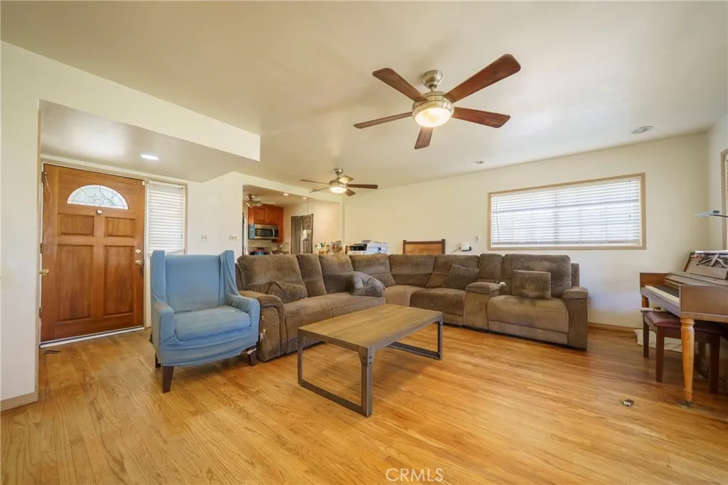 Additional image 38 of 944 S Russelee Dr, West Covina, CA 91790