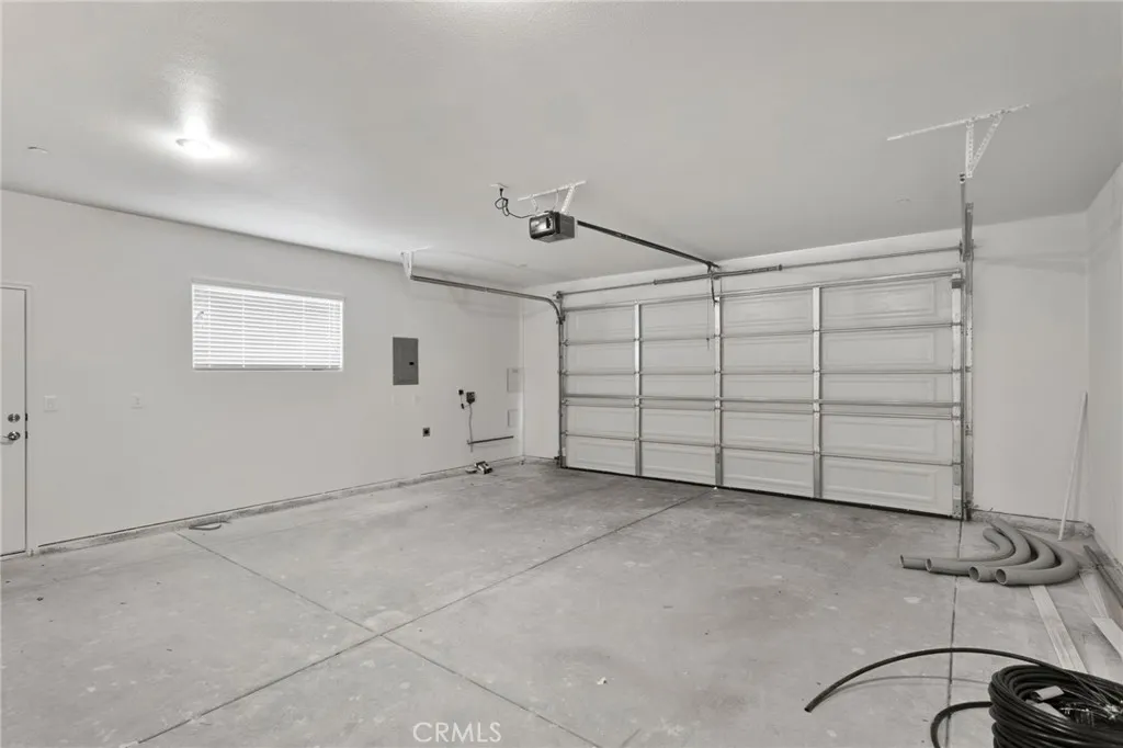 Additional image 33 of 15772 Jasmine Street, Victorville, CA 92395