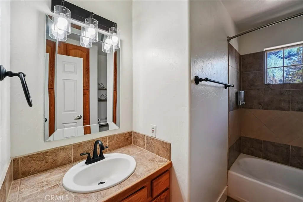 Additional image 30 of 30582 Ferndale Dr, Running Springs, CA 92382