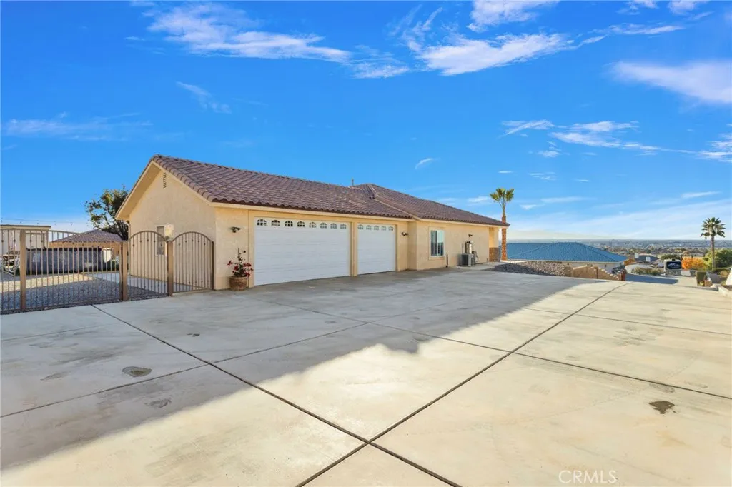 Additional image 34 of 13519 Sunset Dr, Apple Valley, CA 92308