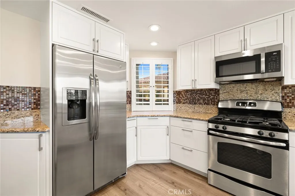 Additional image 38 of 38770 Wisteria Dr, Palm Desert, CA 92211