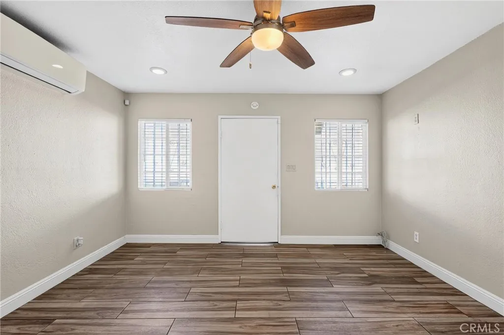 Additional image 9 of 806 W Spruce Street, Compton, CA 90220