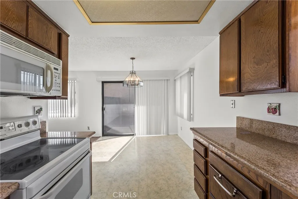 Additional image 10 of 15000 Halldale Avenue Unit 101, Gardena, CA 90247