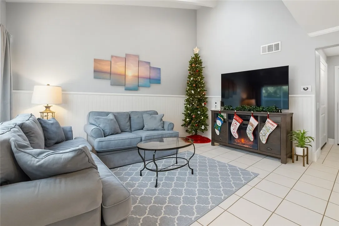 Additional image 55 of 2911 S Fairview Street Unit C, Santa Ana, CA 92705