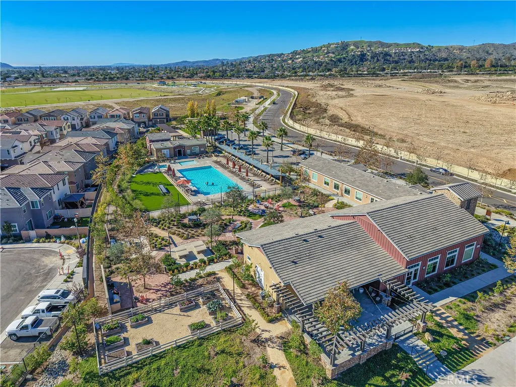 Additional image 49 of 2111 Seville Dr, Santa Paula, CA 93060