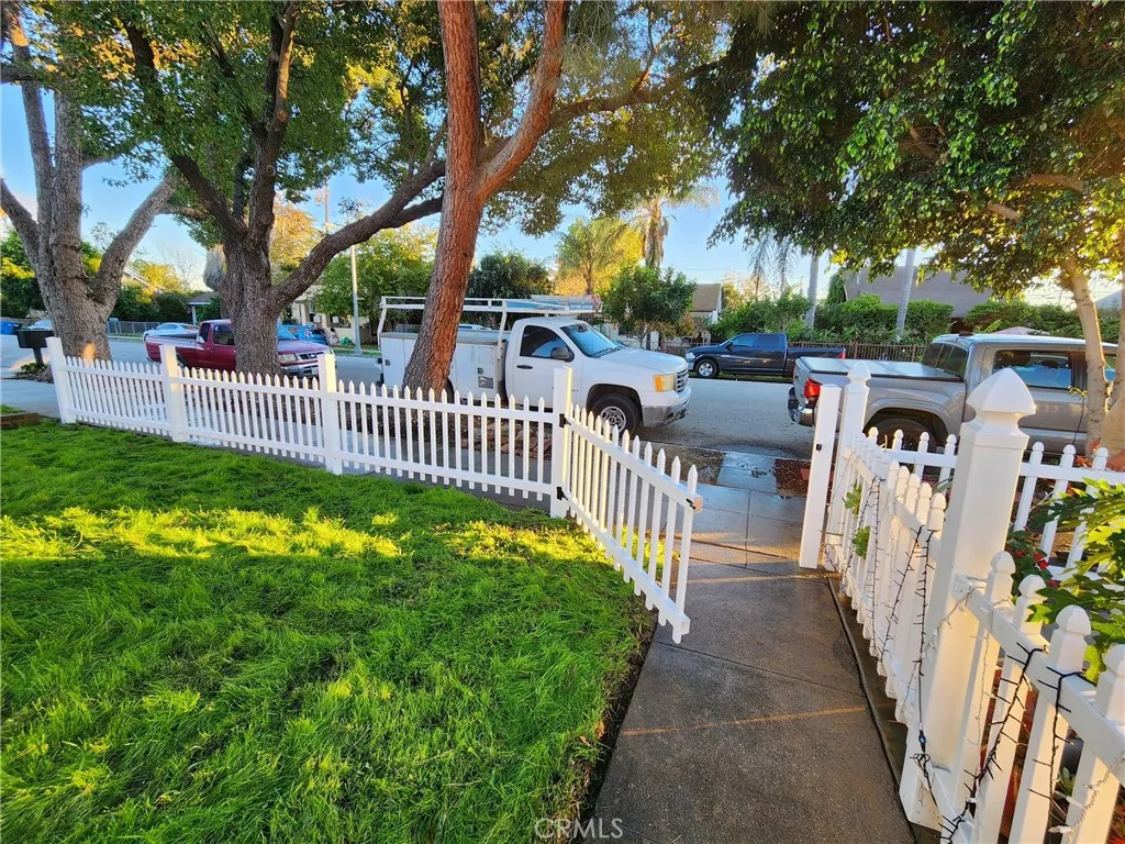 Property image for 567 W Center St, Pomona, CA 91768