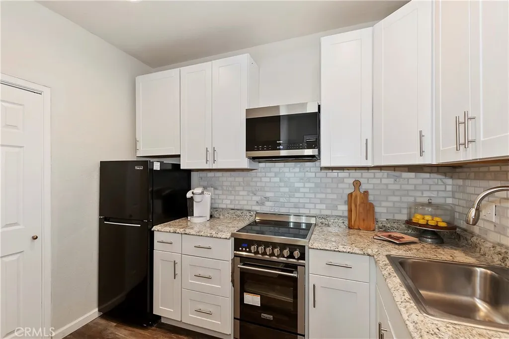 Additional image 101 of 120 Pine Ridge Road, Crestline, CA 92325