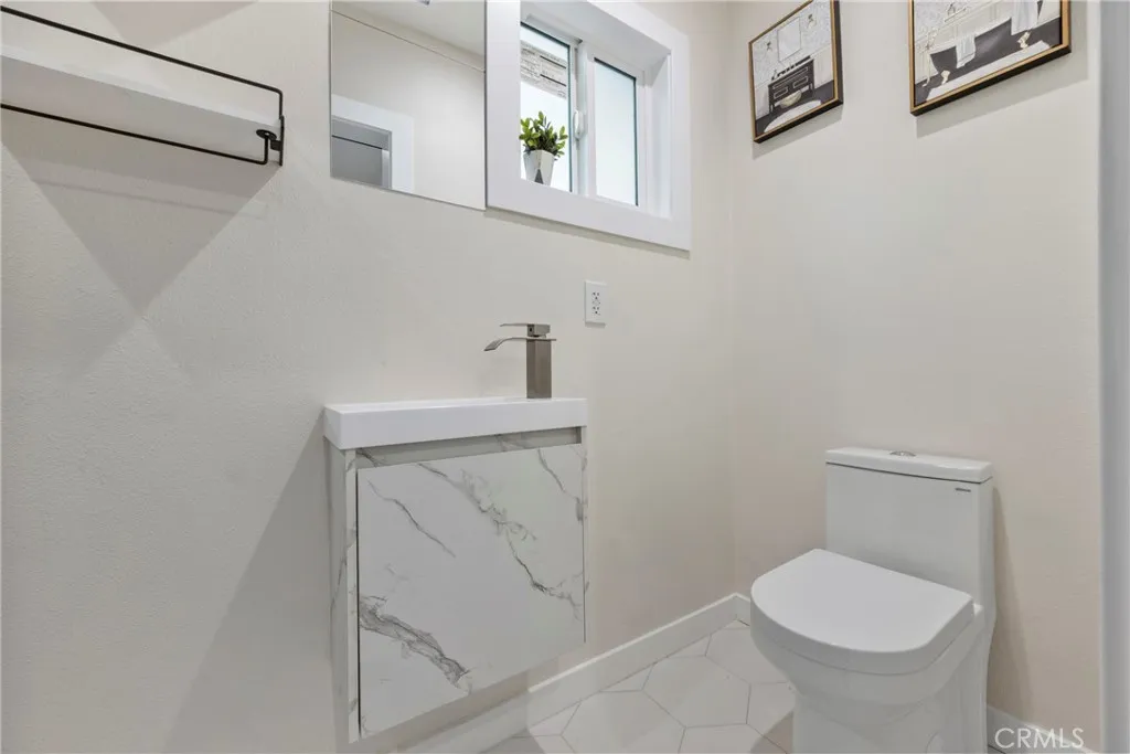 Additional image 50 of 160 W 121st St, Los Angeles, CA 90061