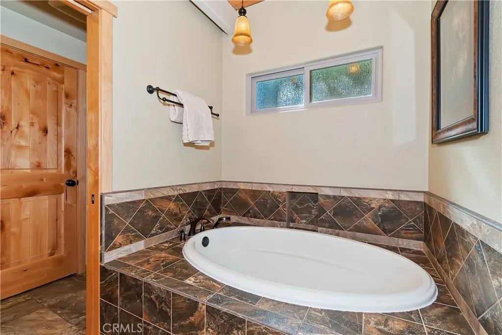 Additional image 47 of 26621 Thunderbird Drive, Lake Arrowhead, CA 92352