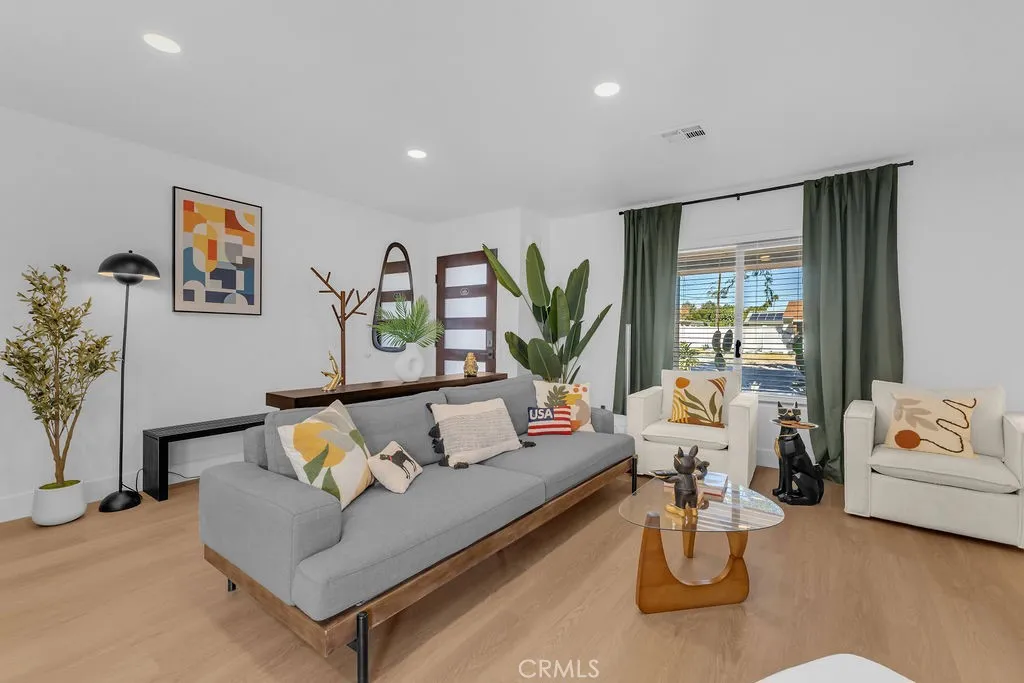 Additional image 61 of 481 W Sunview Ave, Palm Springs, CA 92262