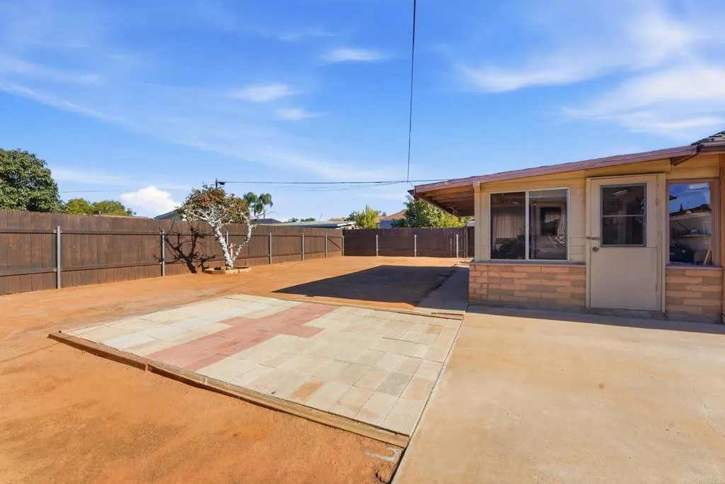 Additional image 71 of 215 Ash Avenue, Chula Vista, CA 91910