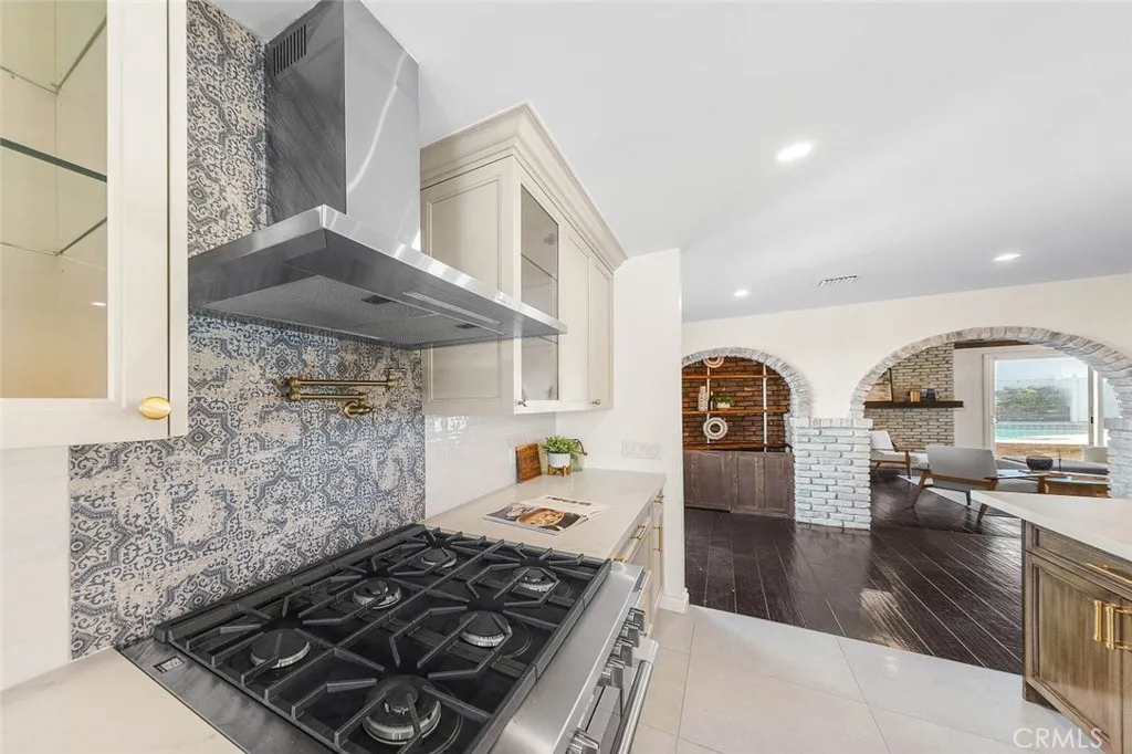 Additional image 107 of 2950 N Lincoln Street, Burbank, CA 91504