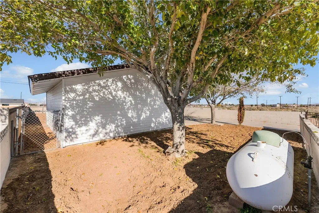 Additional image 46 of 8443 Dogbane Ave, California City, CA 93505