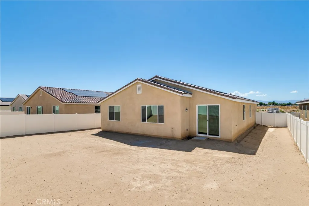 Additional image 42 of 1577 E Houlguin Street, Lancaster, CA 93535