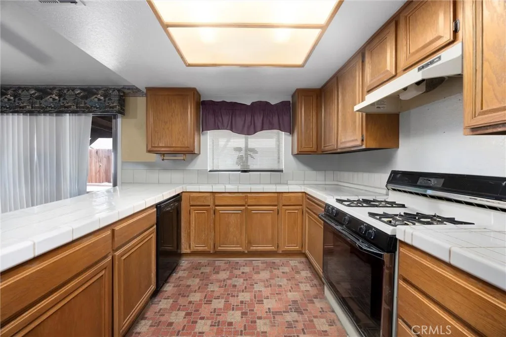 Additional image 41 of 6910 Safflower Ct, Bakersfield, CA 93313