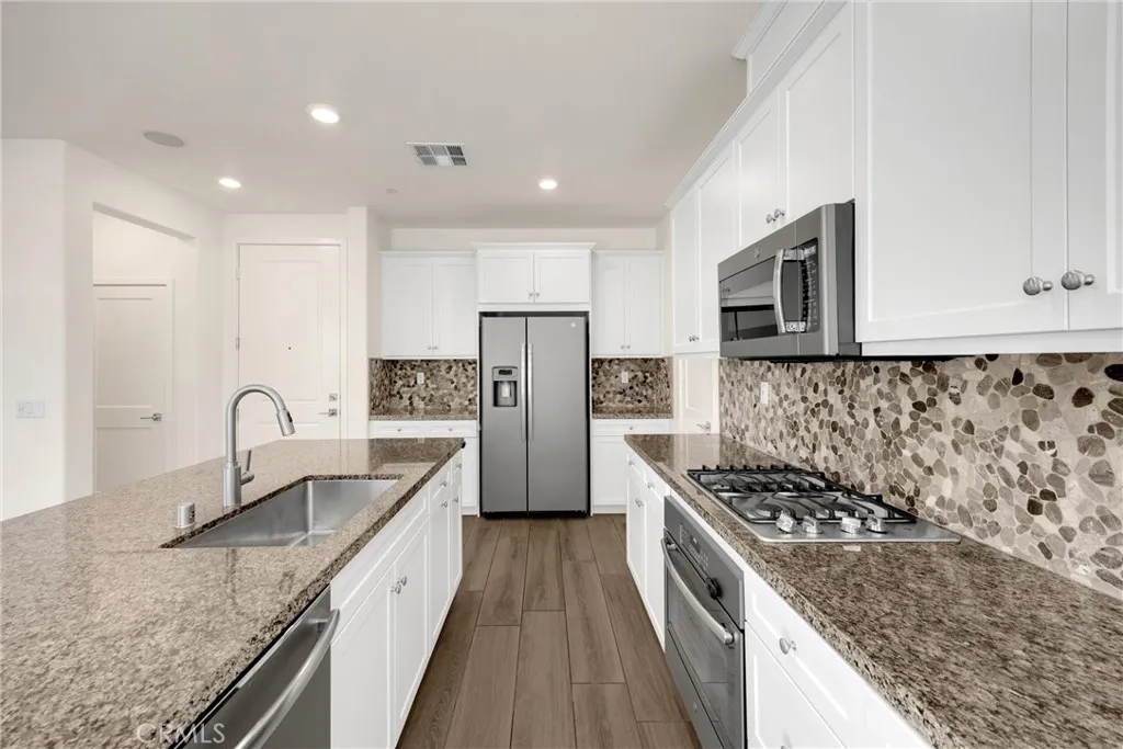 Additional image 10 of 2323 Apple Ct, Upland, CA 91786