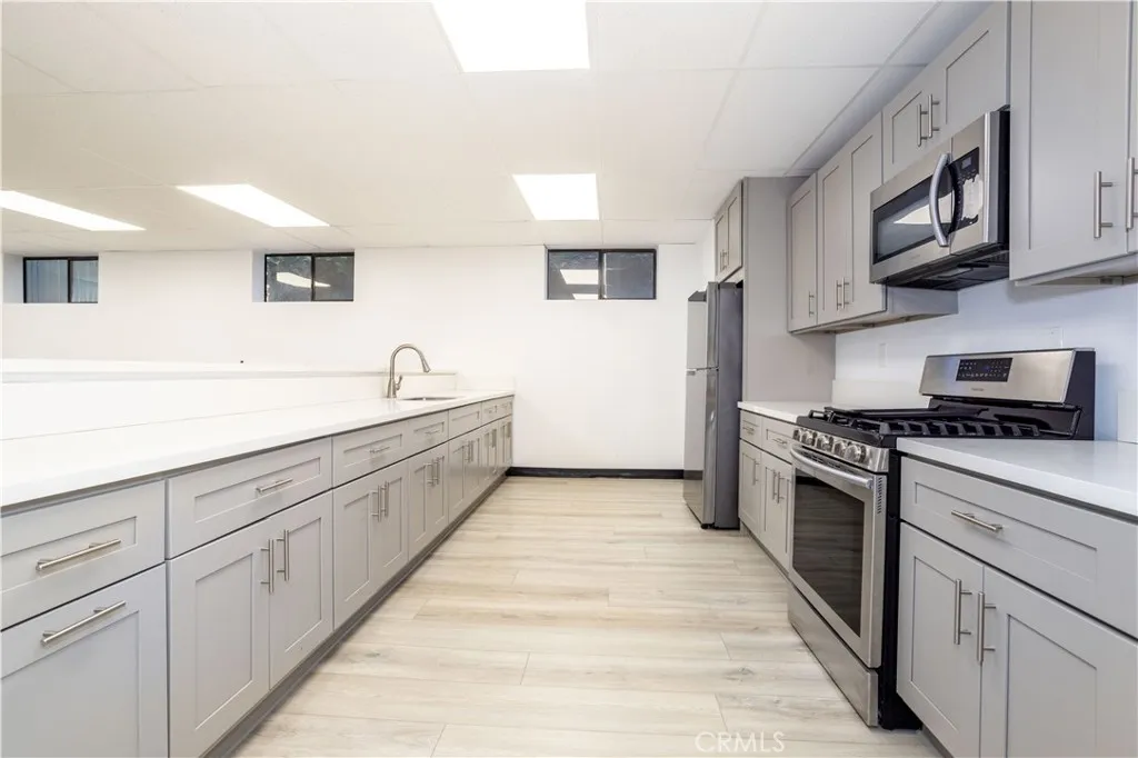 Additional image 32 of 13331 Moorpark Street Unit 319, Sherman Oaks, CA 91423