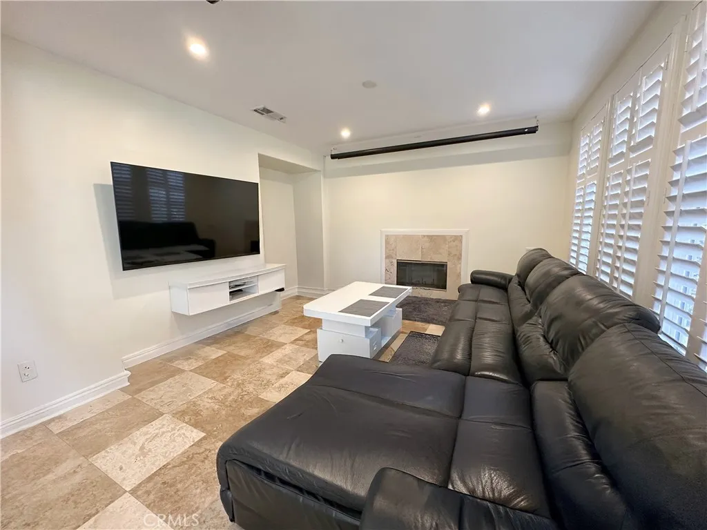 Additional image 55 of 644 Milford, Los Angeles, CA 90042