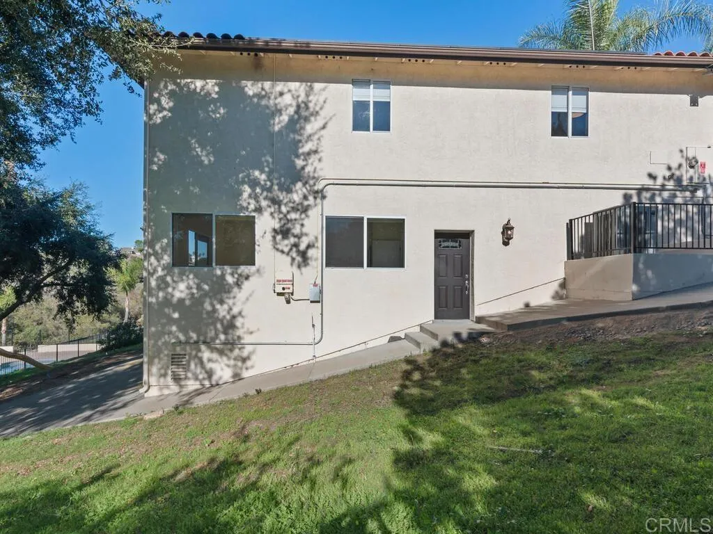 Additional image 119 of 2230 Calle Dos Lomas, Fallbrook, CA 92028