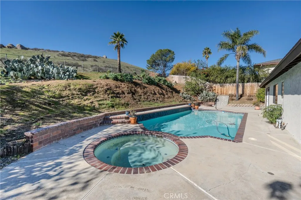 Additional image 33 of 5670 Peacock Ln, Riverside, CA 92505