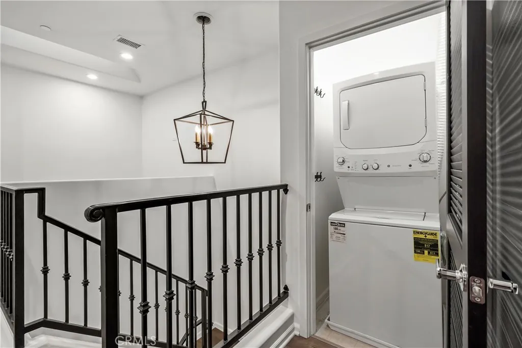 Additional image 71 of 7619 N Patriot Way, Van Nuys, CA 91405