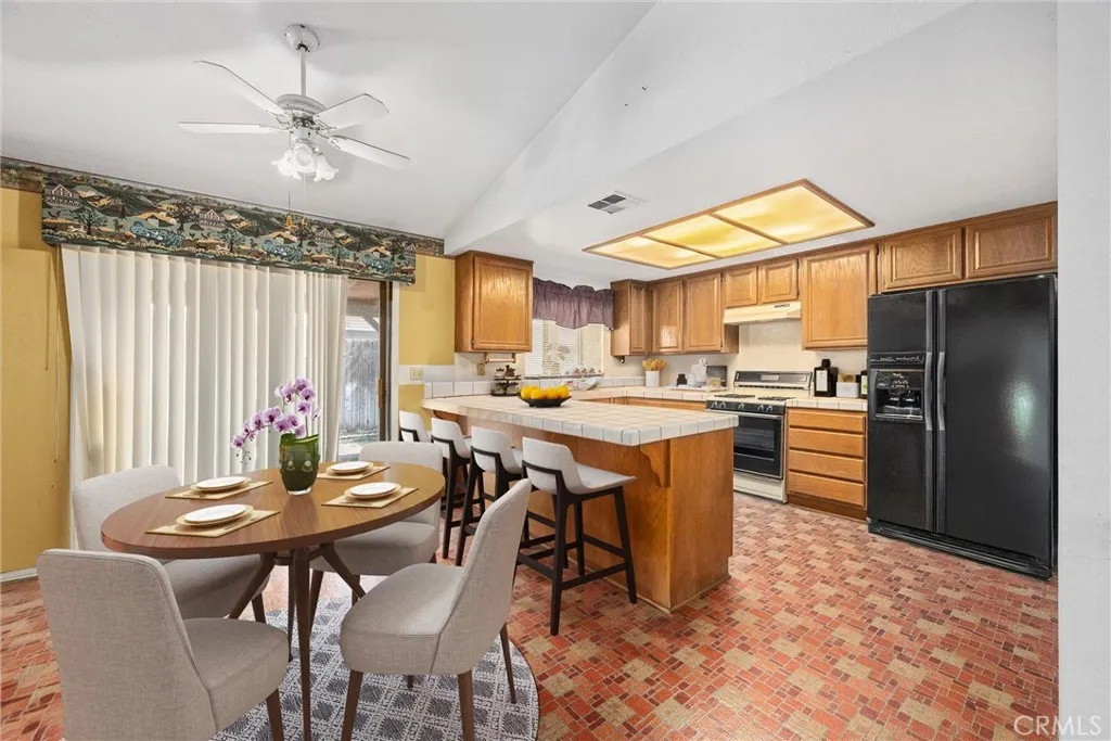 Additional image 38 of 6910 Safflower Ct, Bakersfield, CA 93313