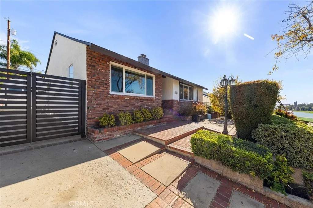 Additional image 82 of 2950 N Lincoln Street, Burbank, CA 91504