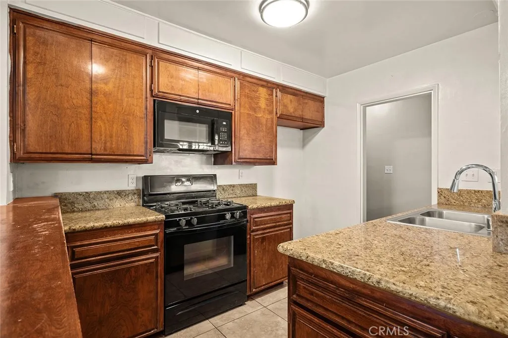 Additional image 49 of 5715 Norwich, Van Nuys, CA 91411