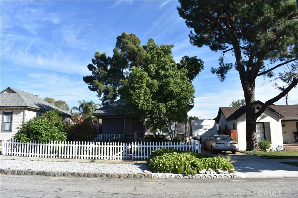 Additional image 5 of 562 N 1st Avenue, Upland, CA 91786