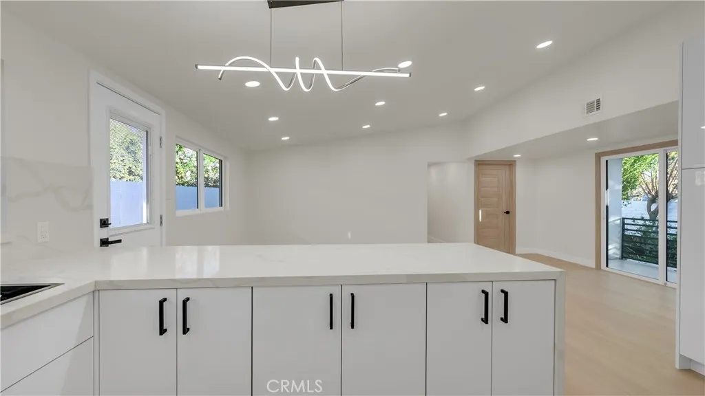 Additional image 93 of 10334 Louise, Granada Hills, CA 91344