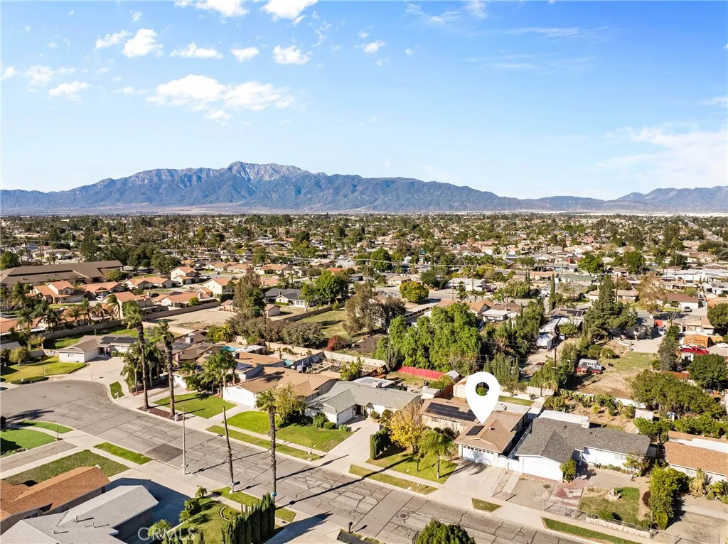 Property image for 17662 Fontlee Lane, Fontana, CA 92335