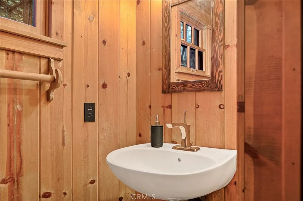 Additional image 49 of 24085 Alpine Dr, Crestline, CA 92325