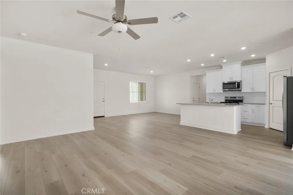 Additional image 8 of 14773 Indigo, Apple Valley, CA 92307