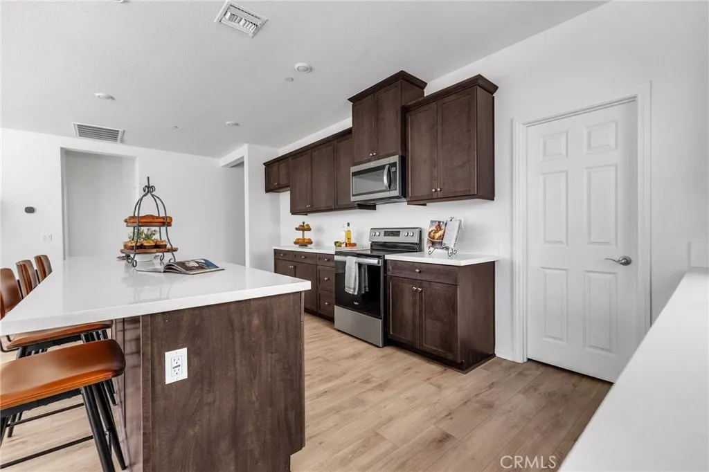 Additional image 71 of 4884 Sicily Dr, Lake Elsinore, CA 92530