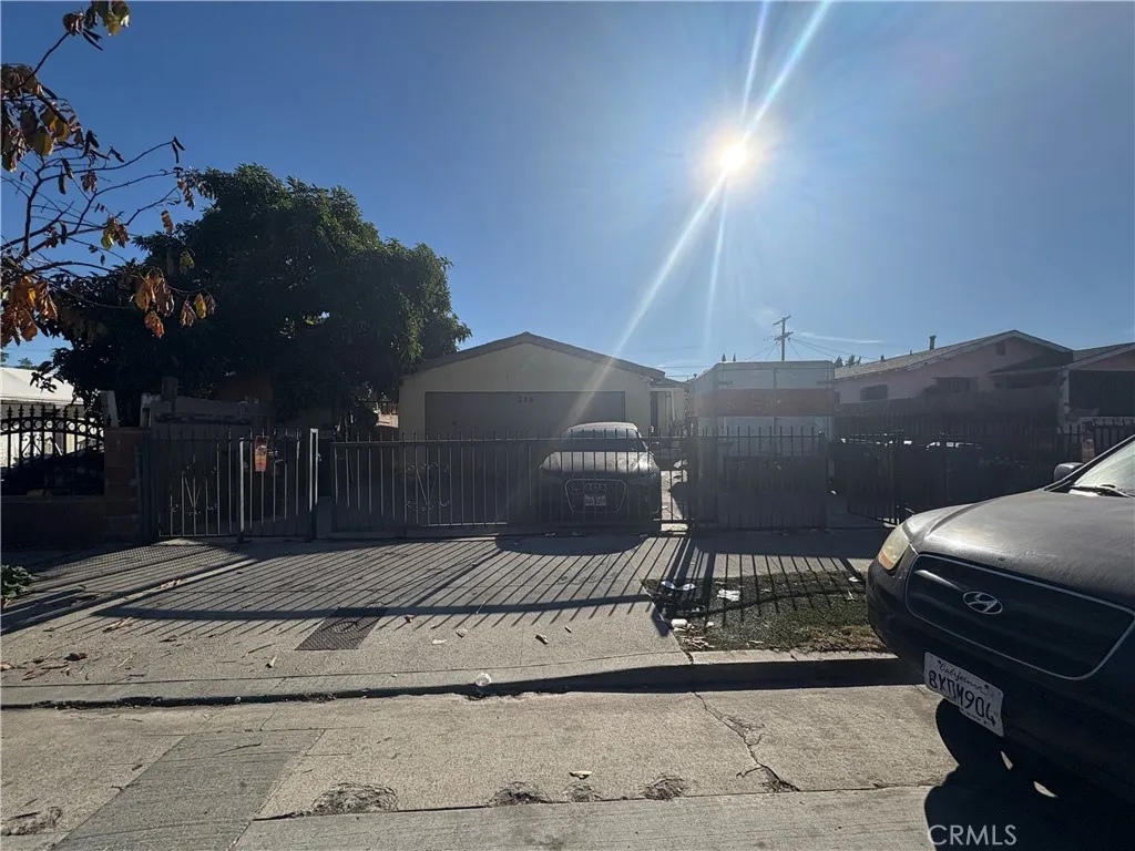 226 E 88th, Los Angeles, CA 90003
