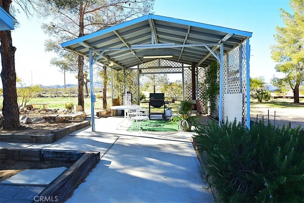 Additional image 58 of 56788 Encantado Rd, Landers, CA 92285