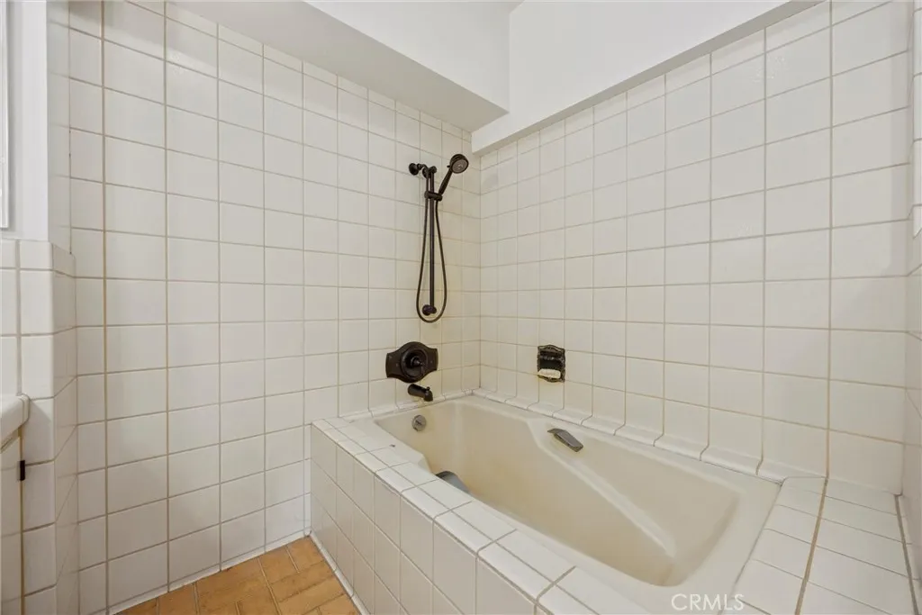 Additional image 19 of 240 S Real Rd, Bakersfield, CA 93309