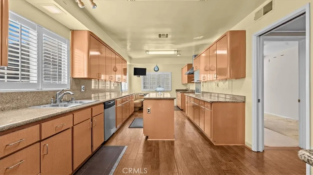 Additional image 28 of 4119 Don Jose Dr, Baldwin Hills, CA 90008