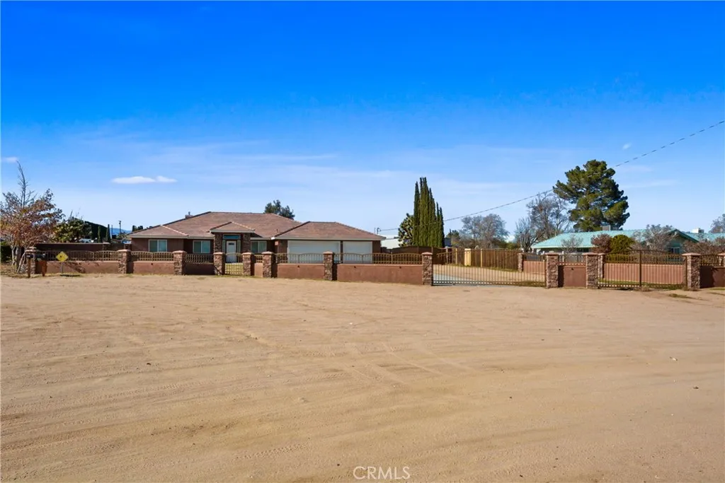 Additional image 3 of 8214 10th Ave, Hesperia, CA 92345