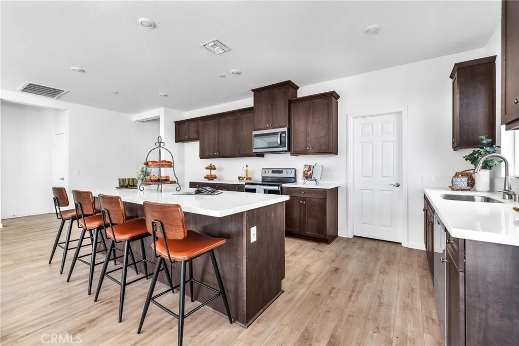 Additional image 70 of 4884 Sicily Dr, Lake Elsinore, CA 92530