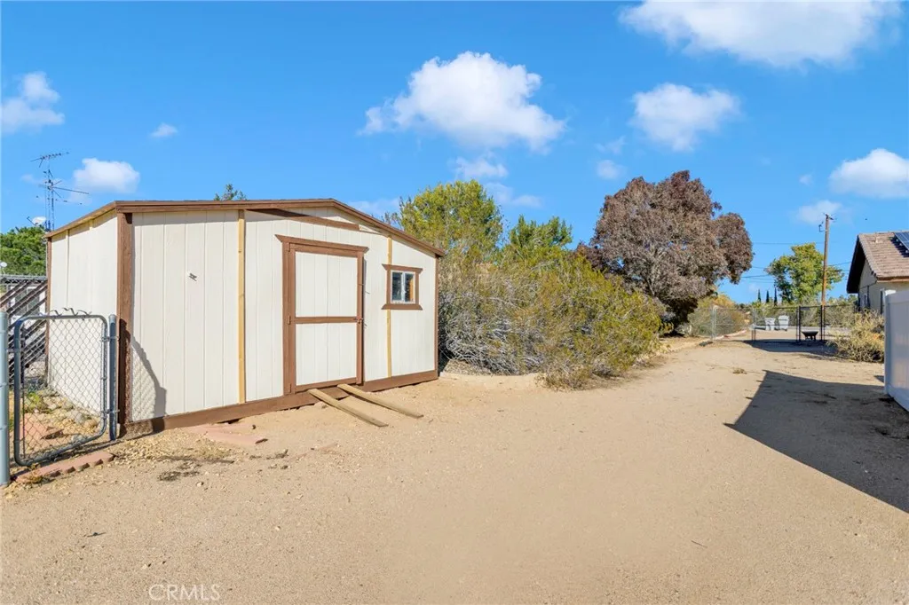 Additional image 45 of 15889 Mojave St, Hesperia, CA 92345