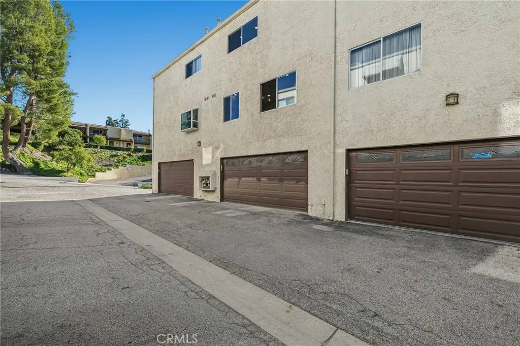 Property image for 9502 Via Salerno, Burbank, CA 91504