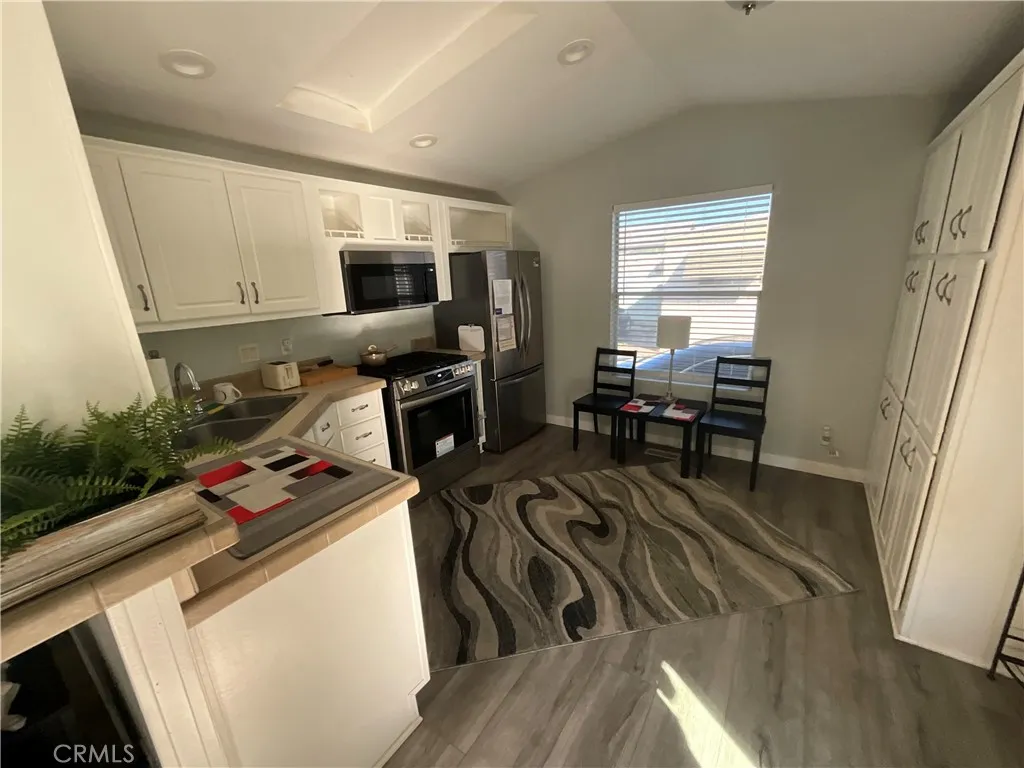 Additional image 7 of 2060 Newport Blvd, Costa Mesa, CA 92627