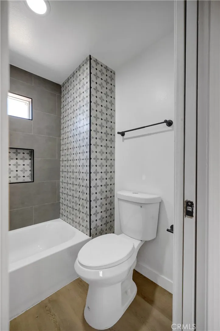 Additional image 96 of 3515 S Norton Avenue, Los Angeles, CA 90018