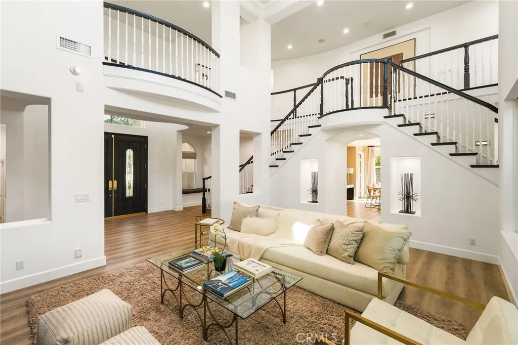 Additional image 73 of 20112 Via Cellini, Porter Ranch, CA 91326