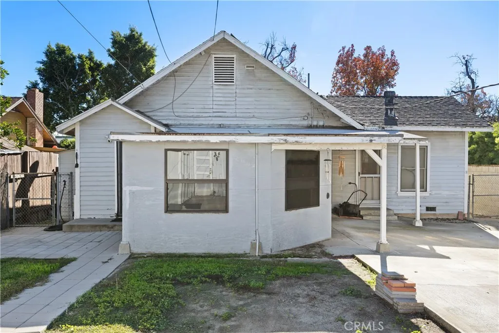 Property image for 421 W Colorado Boulevard, Monrovia, CA 91016