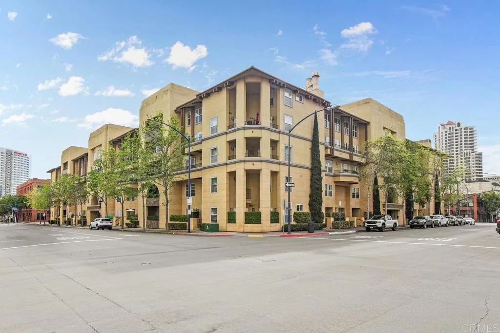 Additional image 3 of 301 W G St Unit 119, San Diego, CA 92101