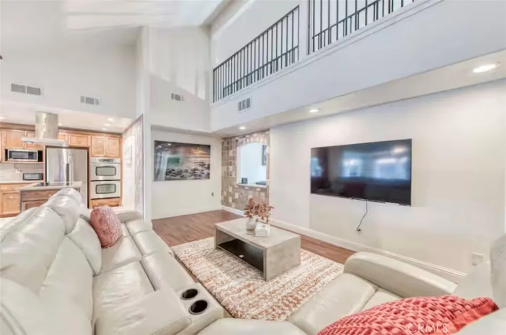 Additional image 3 of 3436 W Sierra Avenue, Fresno, CA 93711